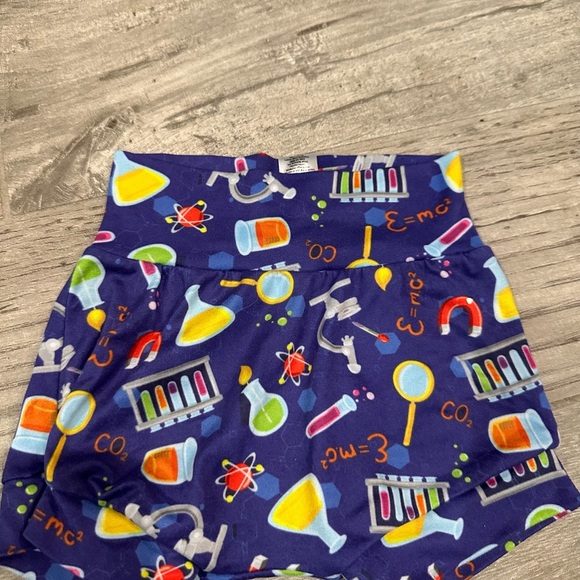 None Other - Science-Themed Kids Shorts